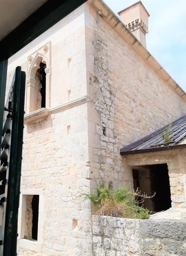 Rooms And Apartments Villa Town Gate Hvar Хвар Экстерьер фото