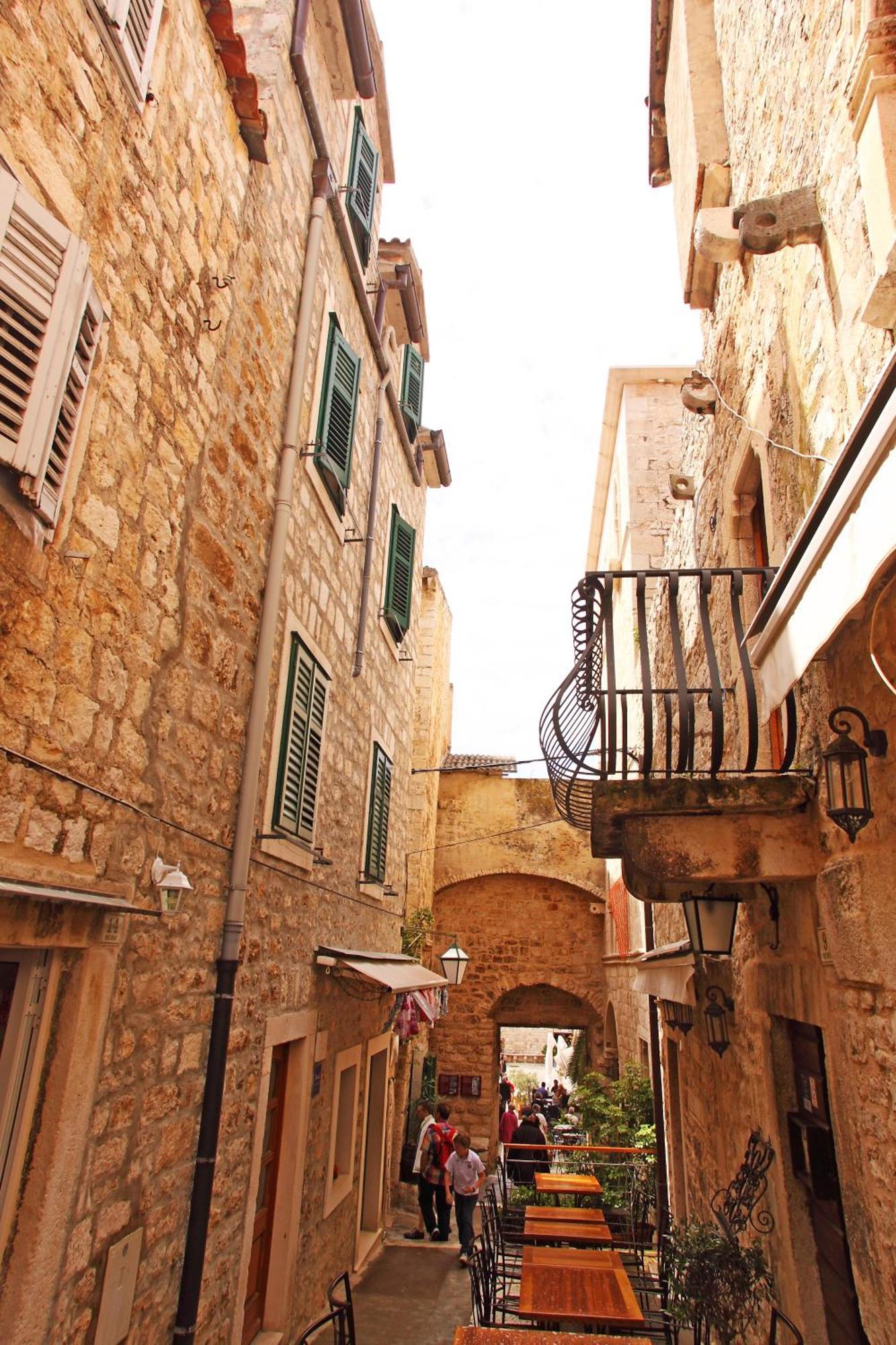 Rooms And Apartments Villa Town Gate Hvar Хвар Экстерьер фото