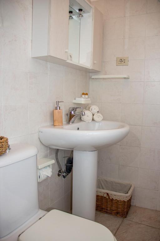 Rooms And Apartments Villa Town Gate Hvar Хвар Номер фото