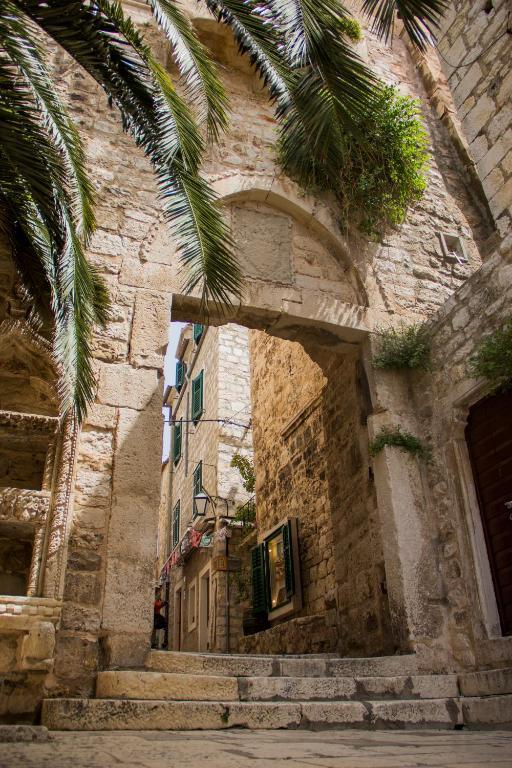 Rooms And Apartments Villa Town Gate Hvar Хвар Экстерьер фото