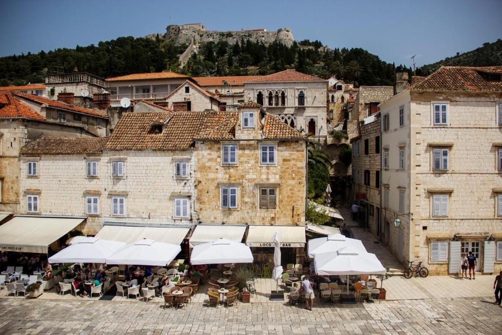 Rooms And Apartments Villa Town Gate Hvar Хвар Экстерьер фото